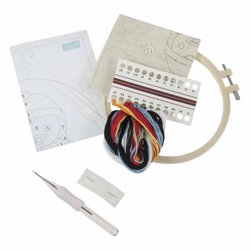 Embroidery Punch Needle Kit With Hoop | Penguin 3 Embroidery Punch Needle Kit With Hoop | Penguin