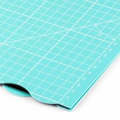 Foldable Cutting Mat | Prym Love 15 Foldable Cutting Mat | Prym Love -Sewing Art P611465 2 1